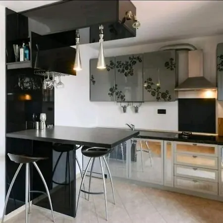 Apartment Near Sea Organs *